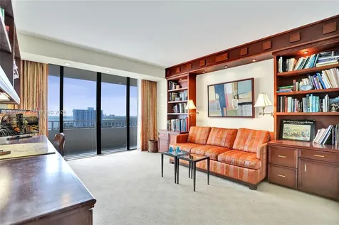 11113 Biscayne Boulevard Miami FL 33181