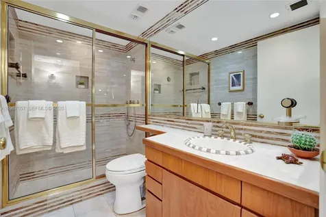 11113 Biscayne Boulevard Miami FL 33181