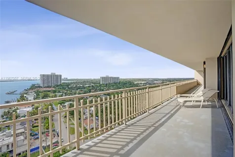 11113 Biscayne Boulevard Miami FL 33181