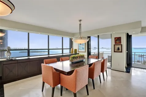 11113 Biscayne Boulevard Miami FL 33181