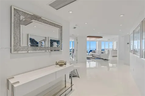 4779 Collins Avenue Miami Beach FL 33140