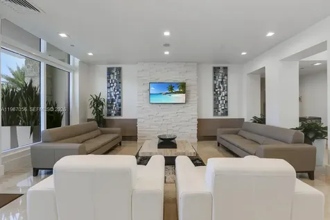 4779 Collins Avenue Miami Beach FL 33140