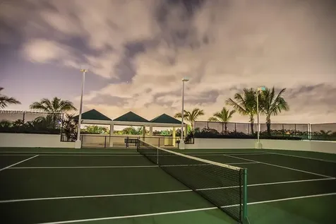 4779 Collins Avenue Miami Beach FL 33140