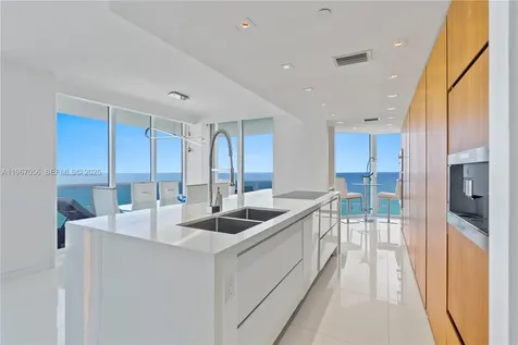 4779 Collins Avenue Miami Beach FL 33140