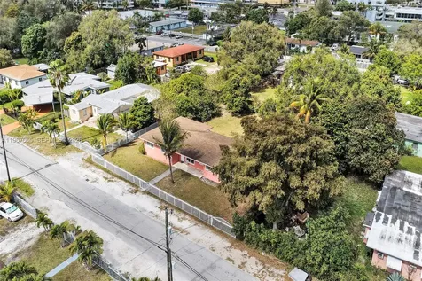1775 NE 147th Street Miami FL 33181