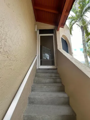 8621 SW 5th Street Pembroke Pines FL 33025
