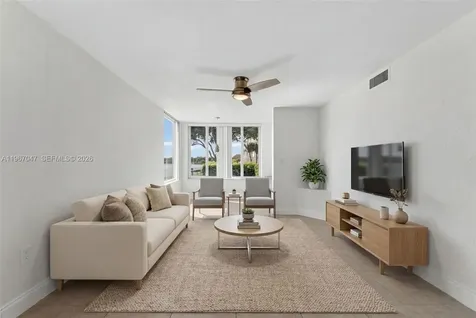 2841 N Oakland Forest Drive Oakland Park FL 33309