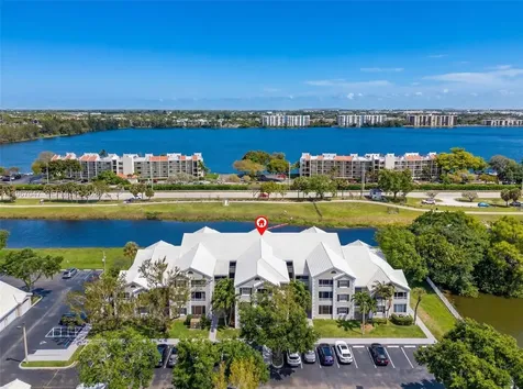 2841 N Oakland Forest Drive Oakland Park FL 33309