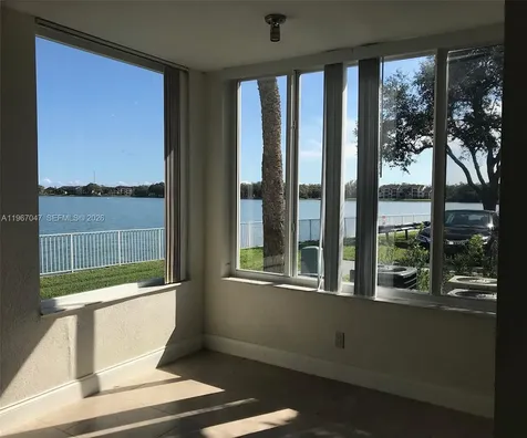 2841 N Oakland Forest Drive Oakland Park FL 33309
