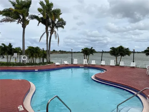 2841 N Oakland Forest Drive Oakland Park FL 33309