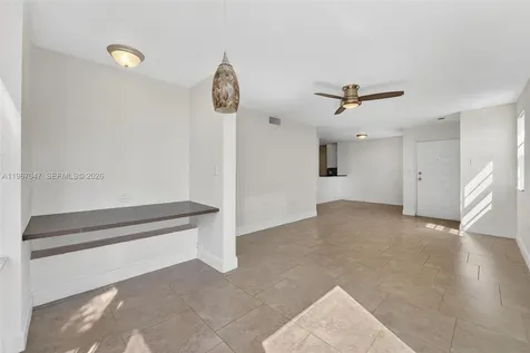 2841 N Oakland Forest Drive Oakland Park FL 33309