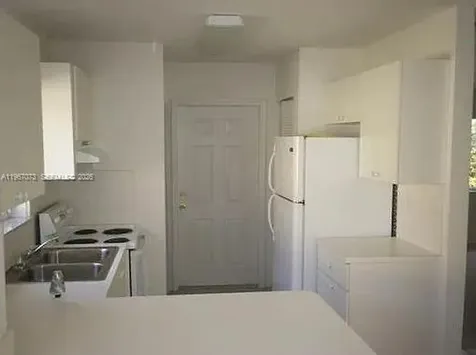 937 SW 8th Place Florida City FL 33034