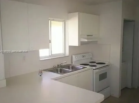 937 SW 8th Place Florida City FL 33034