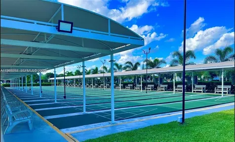 4065 N Lyndhurst N Deerfield Beach FL 33442