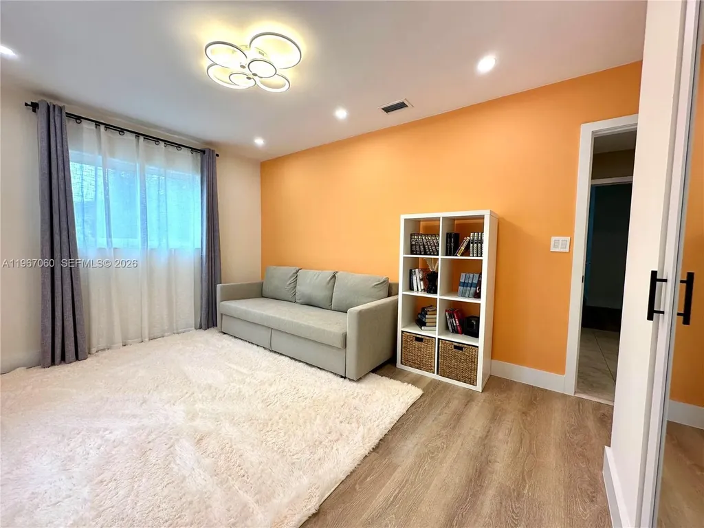 8203 NW 37th Street Coral Springs FL 33065