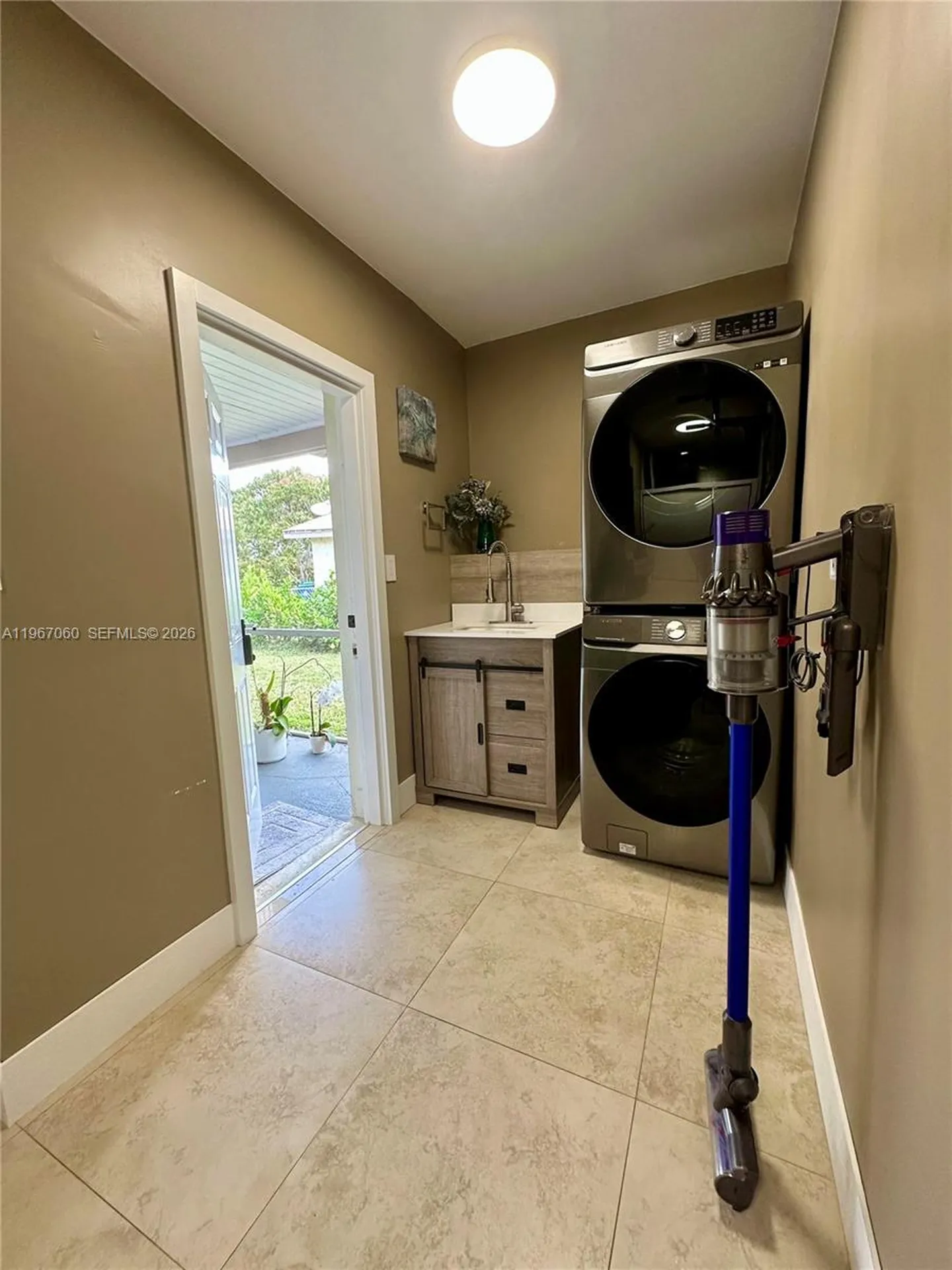 8203 NW 37th Street Coral Springs FL 33065