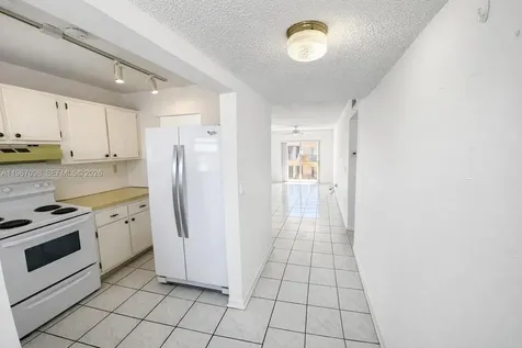 1630 W 46th Street Hialeah FL 33012