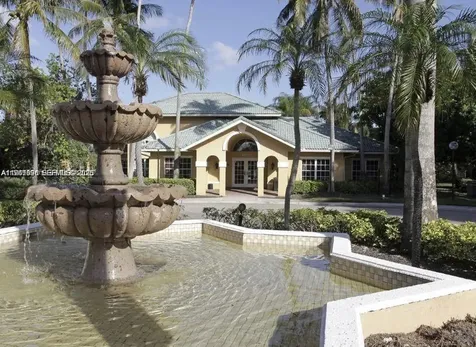 3985 W Mcnab Road Pompano Beach FL 33069