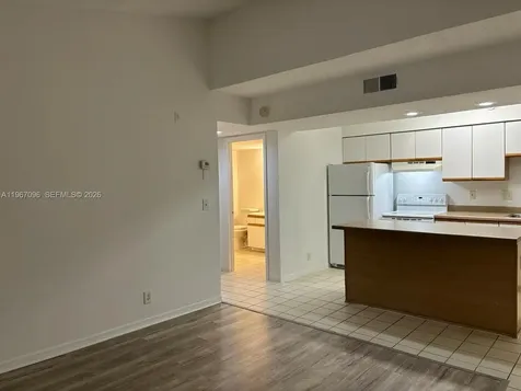 3985 W Mcnab Road Pompano Beach FL 33069