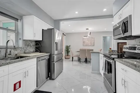 5230 NE 20th Avenue Fort Lauderdale FL 33308