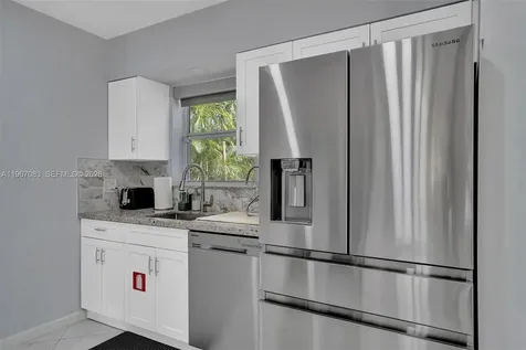 5230 NE 20th Avenue Fort Lauderdale FL 33308