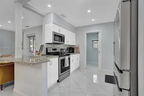 5230 NE 20th Avenue Fort Lauderdale FL 33308