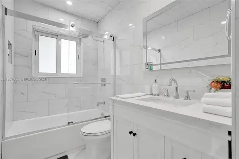 5230 NE 20th Avenue Fort Lauderdale FL 33308