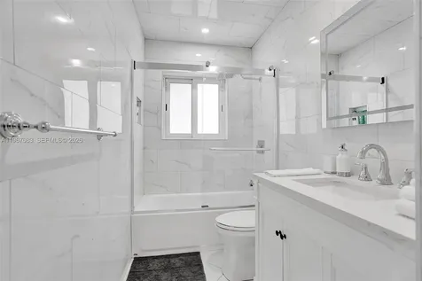 5230 NE 20th Avenue Fort Lauderdale FL 33308