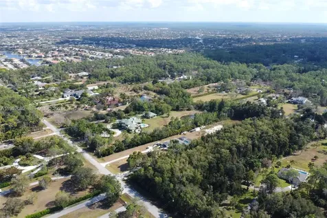 Unincorporated Spanish Oaks Lane Other City - In The State Of Florida FL 34119