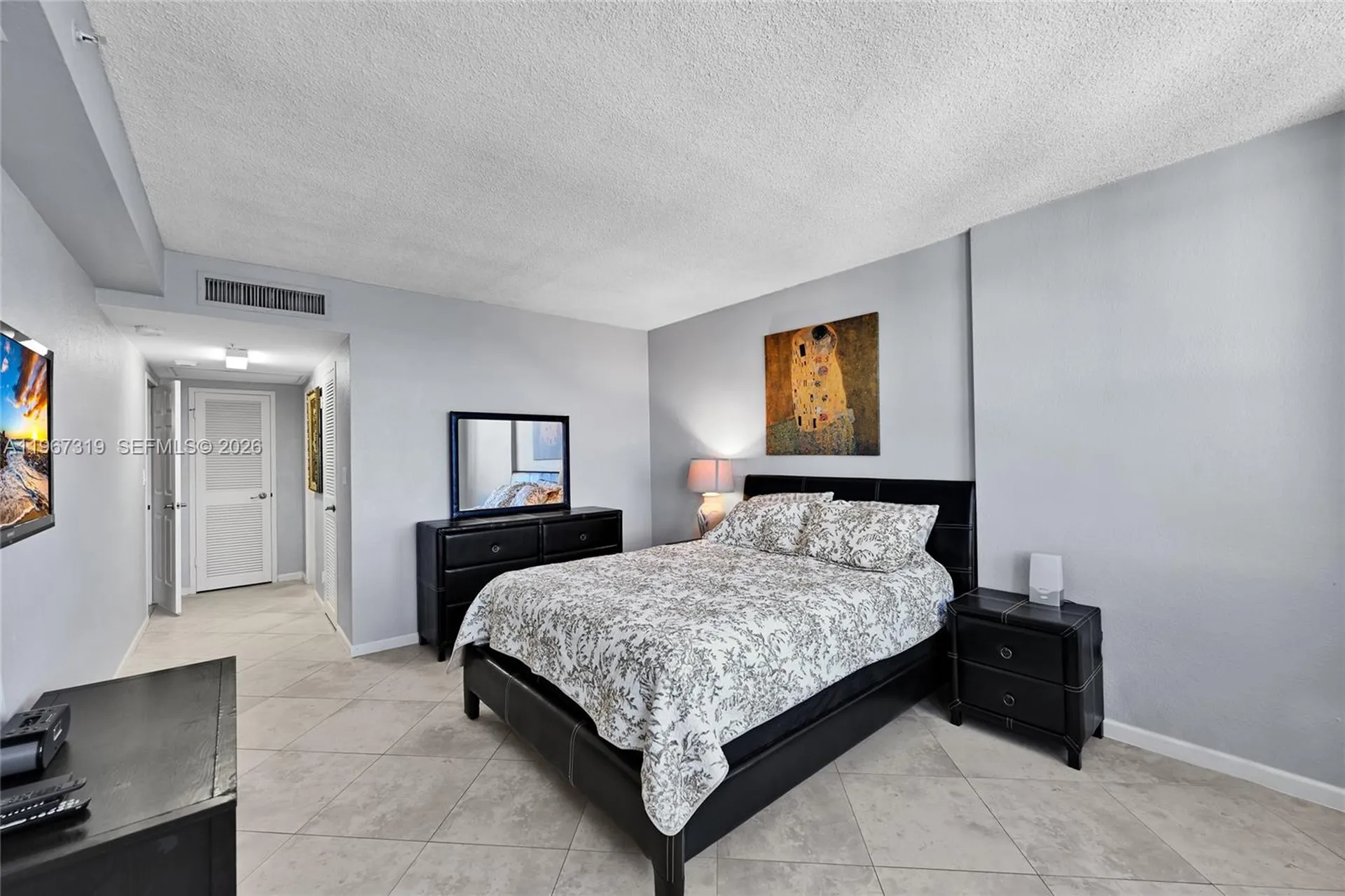 2501 S Ocean Drive Hollywood FL 33019