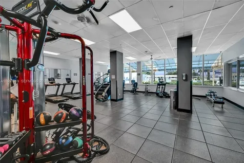 2501 S Ocean Drive Hollywood FL 33019
