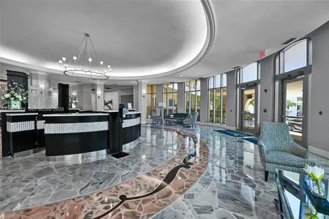 2501 S Ocean Drive Hollywood FL 33019