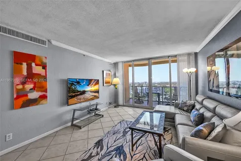 2501 S Ocean Drive Hollywood FL 33019