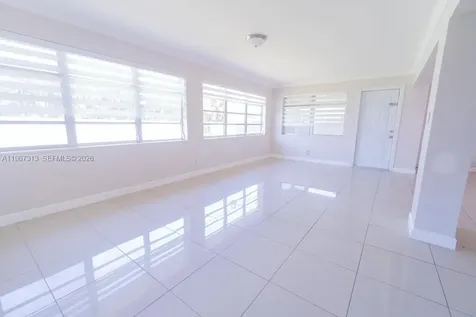 3129 Hollywood Boulevard Hollywood FL 33021