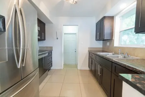 3129 Hollywood Boulevard Hollywood FL 33021