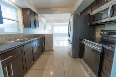 3129 Hollywood Boulevard Hollywood FL 33021