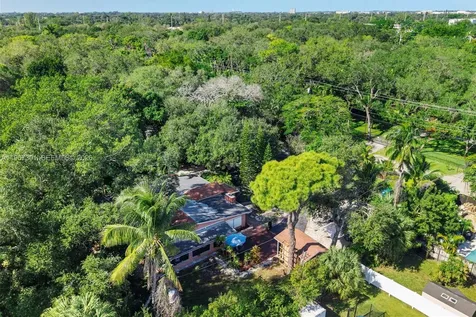 1760 NE 144th Street Miami FL 33181