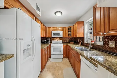 12252 SW 50th Place Cooper City FL 33330