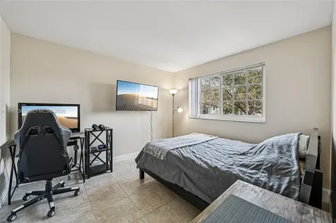 12252 SW 50th Place Cooper City FL 33330