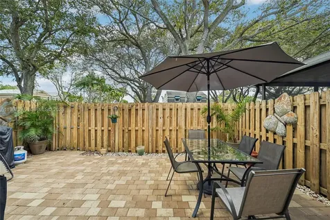 12252 SW 50th Place Cooper City FL 33330