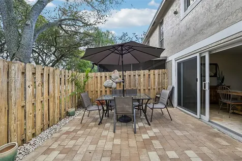 12252 SW 50th Place Cooper City FL 33330