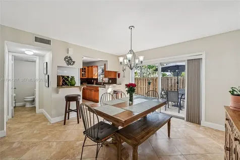 12252 SW 50th Place Cooper City FL 33330