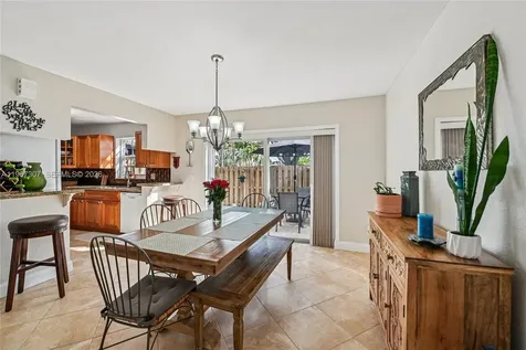 12252 SW 50th Place Cooper City FL 33330