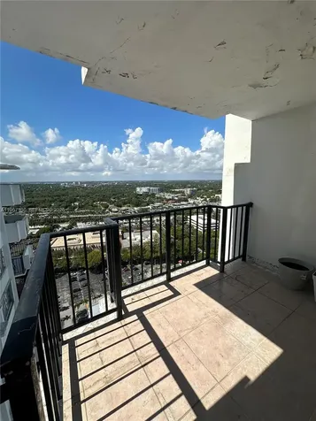 2750 NE 183rd Street Aventura FL 33160