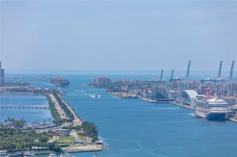 Miami FL 33132