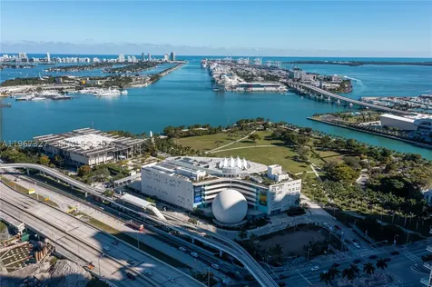 Miami FL 33132