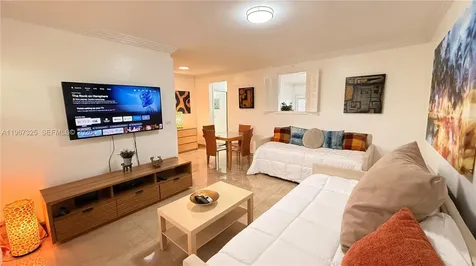 650 Pennsylvania Avenue Miami Beach FL 33139