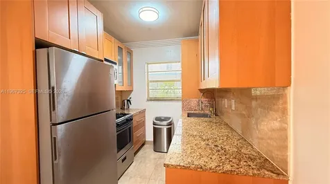 650 Pennsylvania Avenue Miami Beach FL 33139
