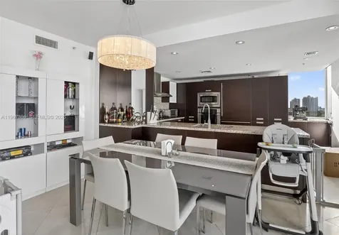 19400 Turnberry Way Aventura FL 33180