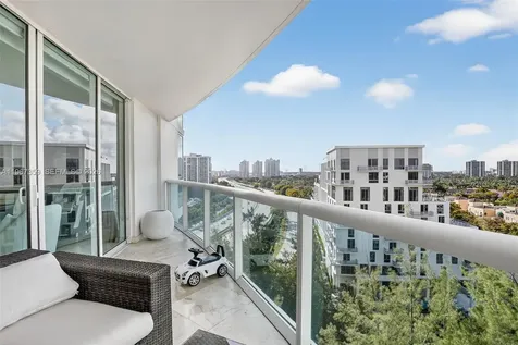 19400 Turnberry Way Aventura FL 33180
